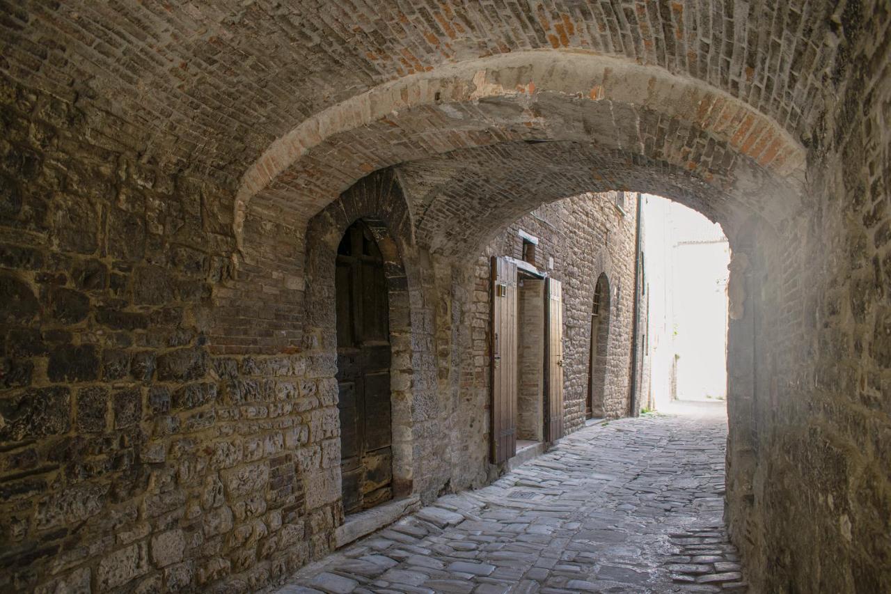 Monolocale Centro Storico Apartman Gubbio Kültér fotó